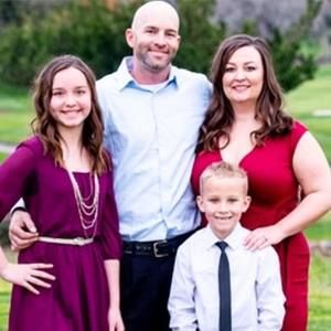Meet your Posher, Cortney